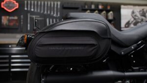 Harley-Davidson Overwatch Quick-Release Saddlebags