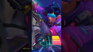 Synthwave Tracer Bundle is available now in the Shop! 🏍 #overwatch #overwatch2 #gaming #tracer