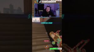 WHAT IS GOING ON HERE?! #overwatch #junkrat #twitch