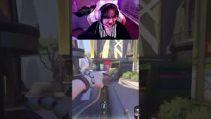 When a Rein Pin Off the Edge BACKFIRES!  #overwatchmemes #overwatchfunny #overwatch