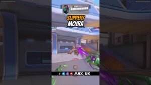 Can't heal tank there but can stall until he's back! #overwatch  #overwatch2 #moiraoverwatch